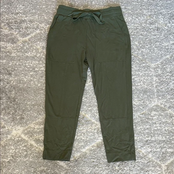 CAbi Olive Green Cropped Pants - Picture 3 of 6
